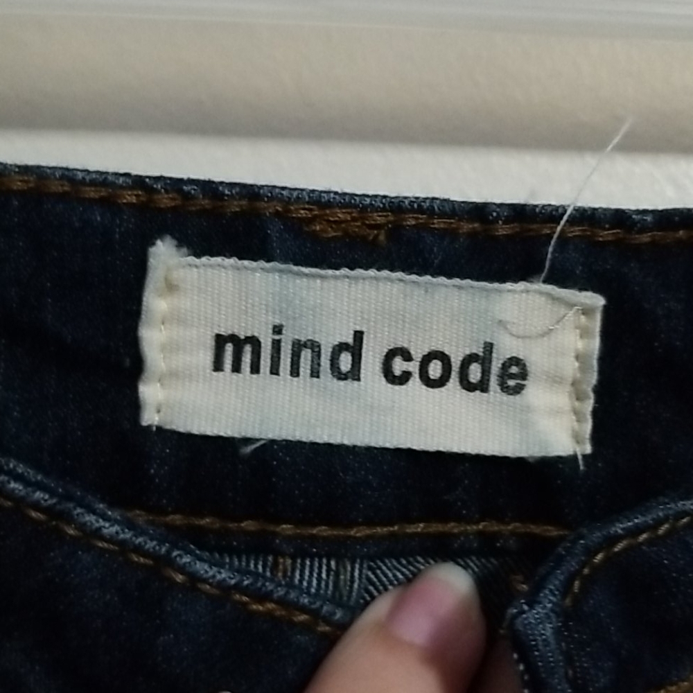 Mind Code 3 Distressed Jeans - Picture 5 of 9
